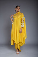 Vestido drapeado amarillo