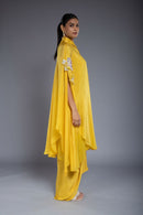 Vestido drapeado amarillo