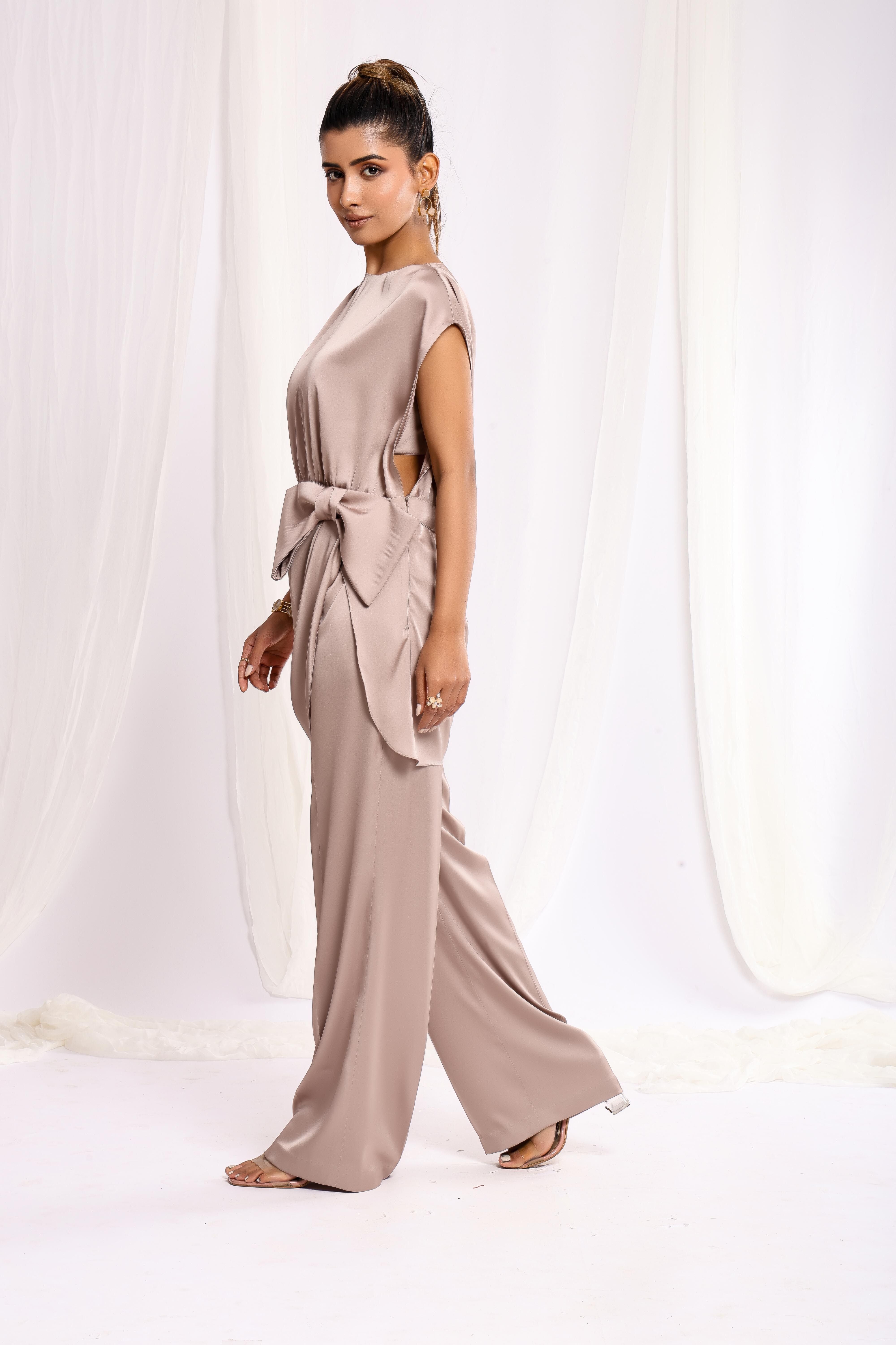 Elegant Bow Delight