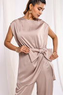 Elegant Bow Delight