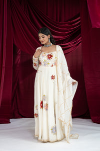 Shahi Safed Anarkali