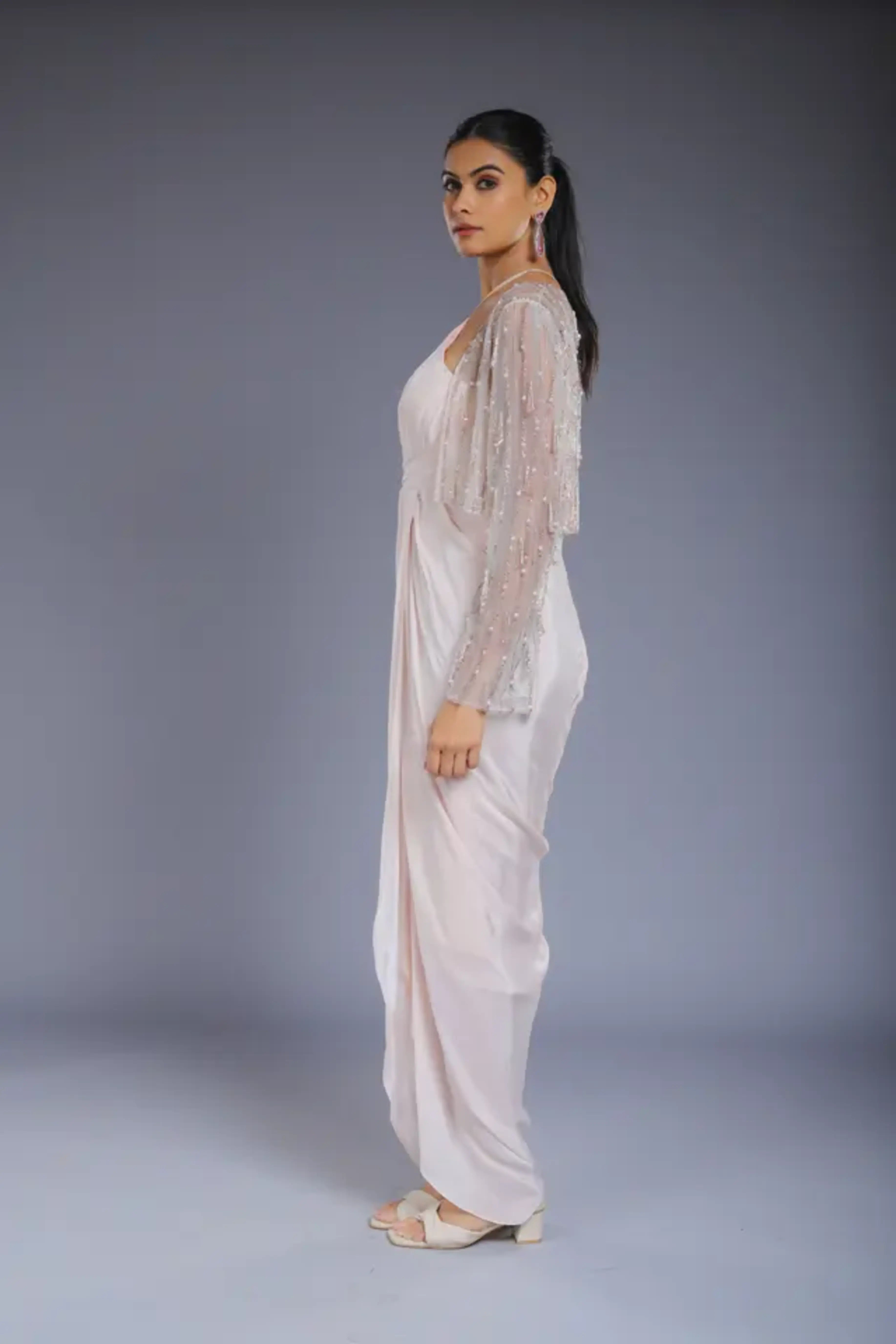 Robe drapée rose